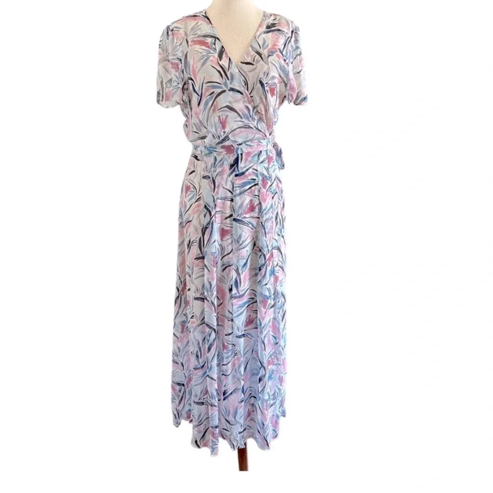 🆕 Club Monaco Birds of Paradise Maxi Wrap Dress Blue and Pink Chiffon, Size 4 - Picture 11 of 16